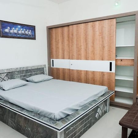 Mahadev Premium Homestay Garudeshwar ภายนอก รูปภาพ