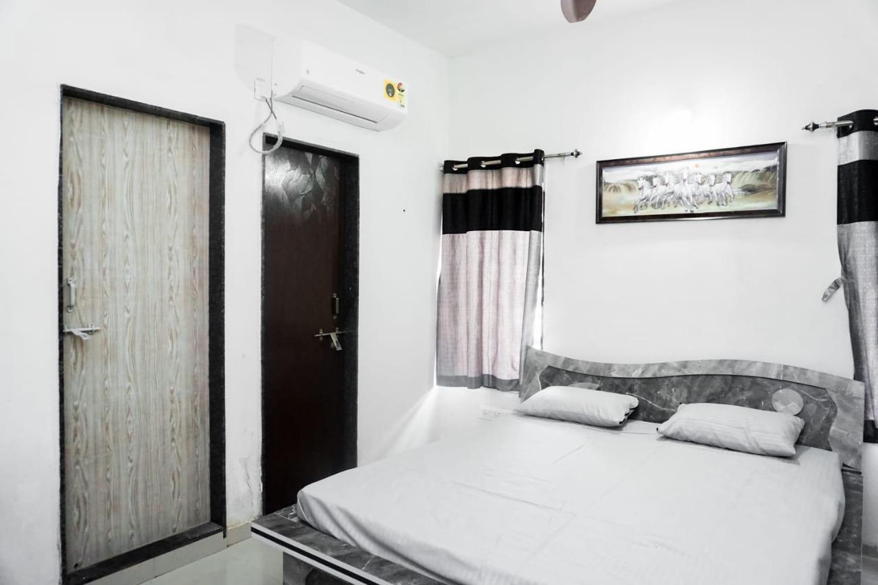 Mahadev Premium Homestay Garudeshwar ภายนอก รูปภาพ