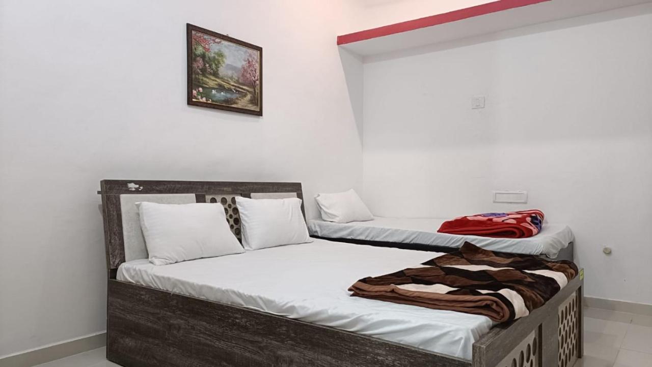 Mahadev Premium Homestay Garudeshwar ภายนอก รูปภาพ
